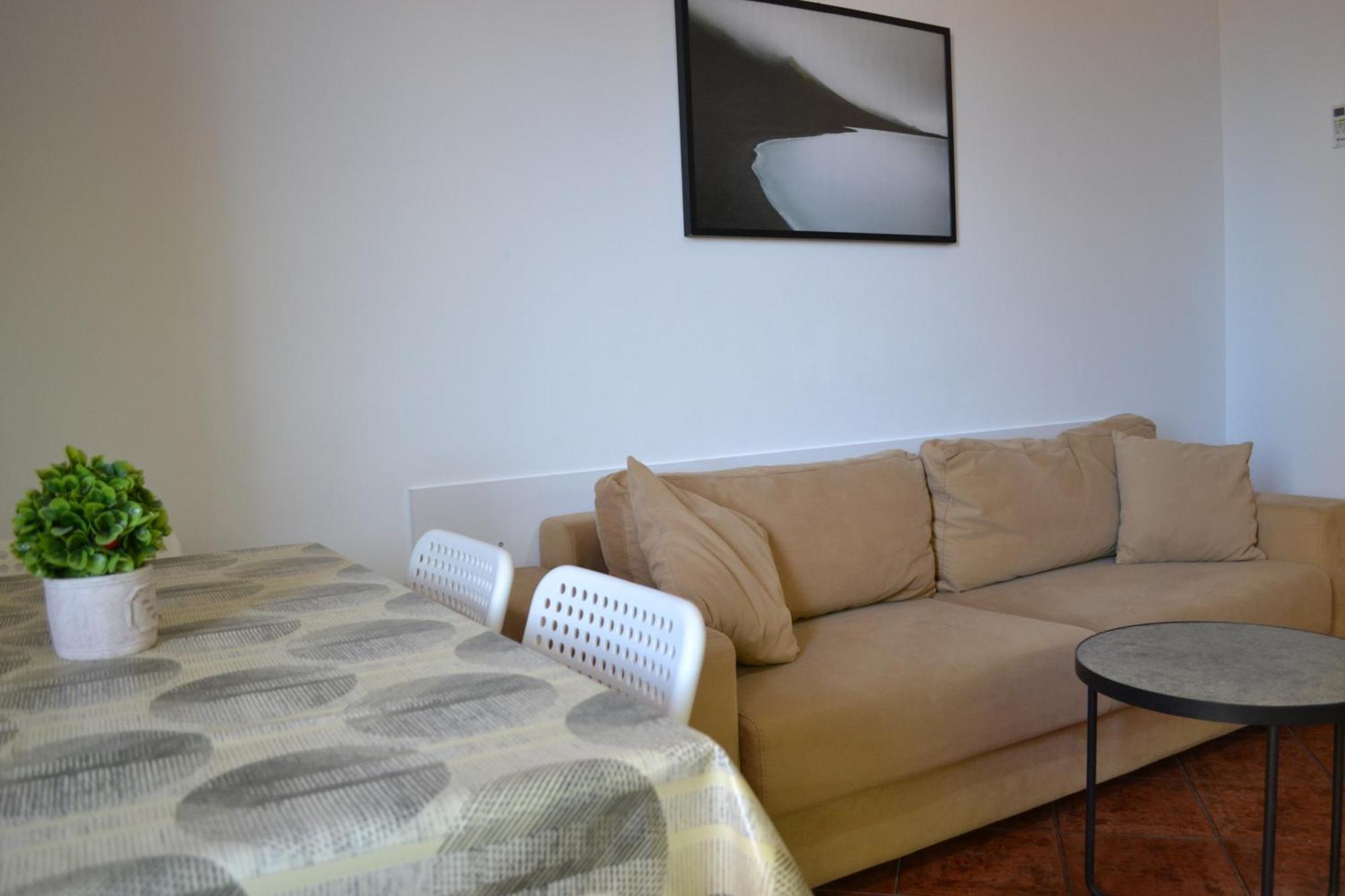 Central 5 Bedrooms Apartment Partial Seaview Vlorë Eksteriør bilde
