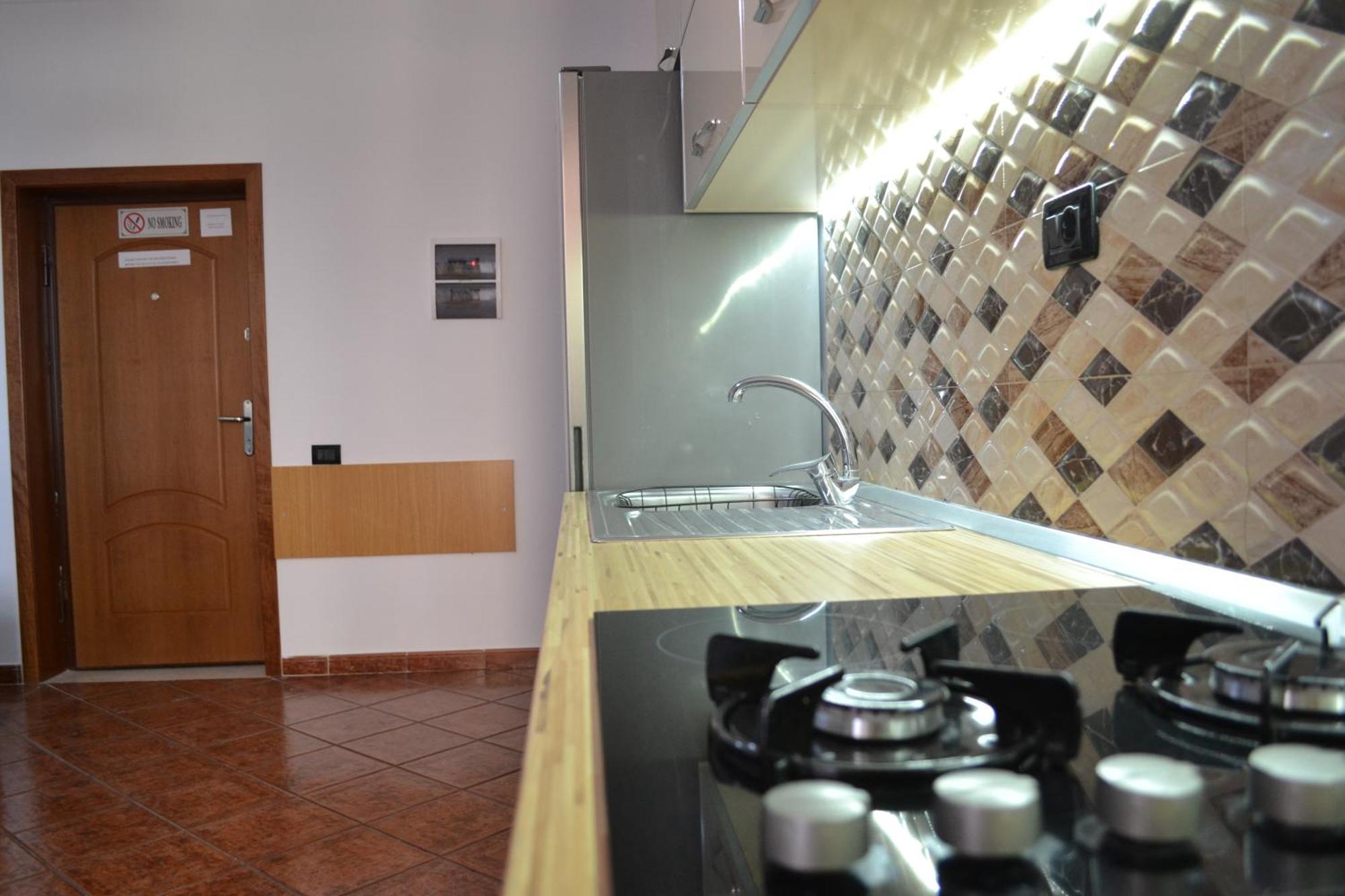 Central 5 Bedrooms Apartment Partial Seaview Vlorë Eksteriør bilde