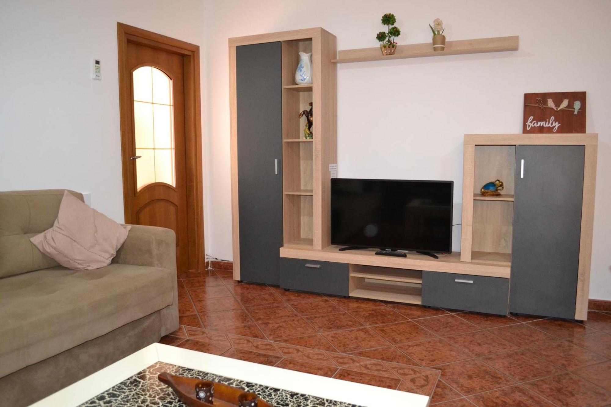 Central 5 Bedrooms Apartment Partial Seaview Vlorë Eksteriør bilde