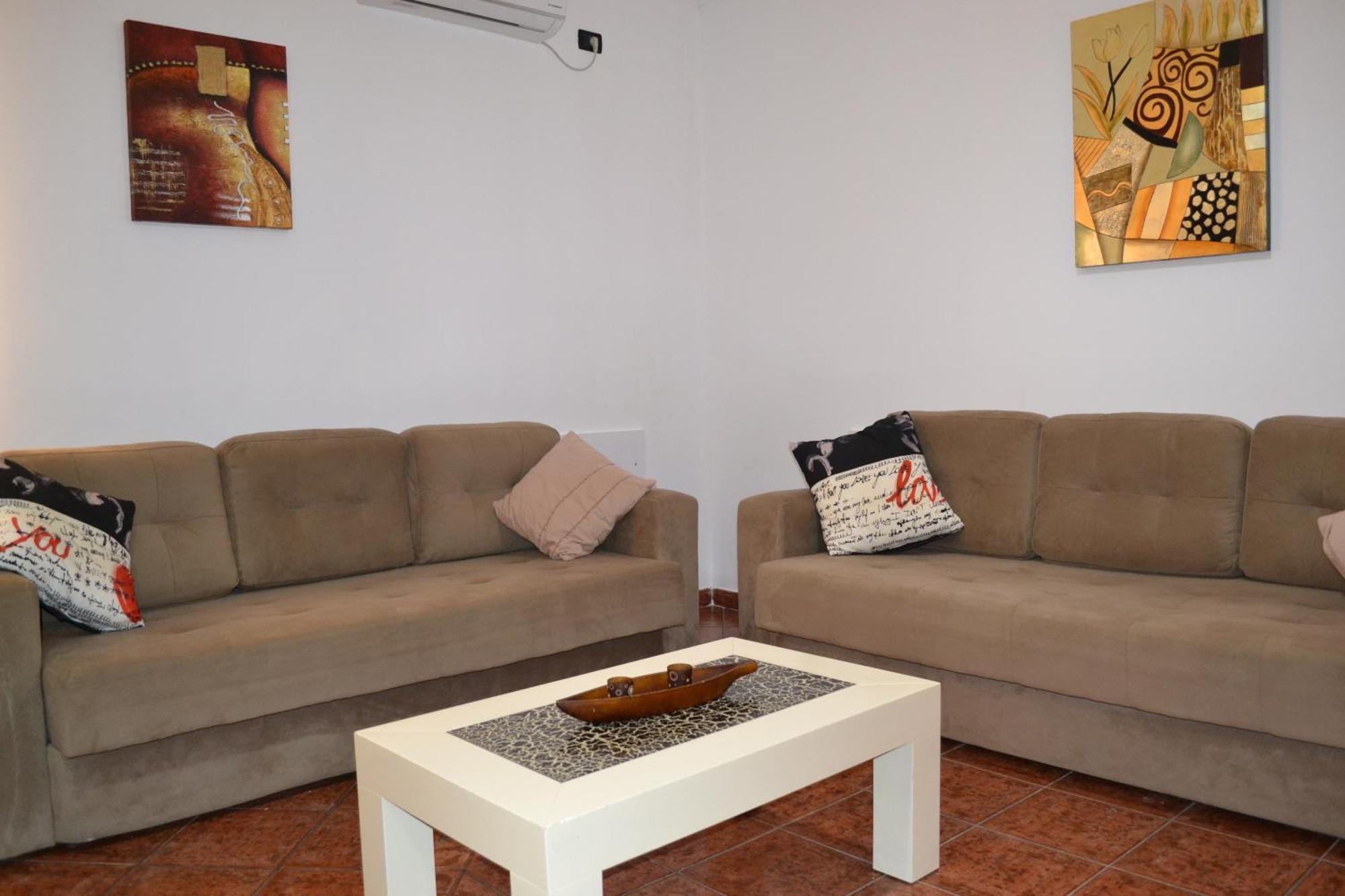 Central 5 Bedrooms Apartment Partial Seaview Vlorë Eksteriør bilde